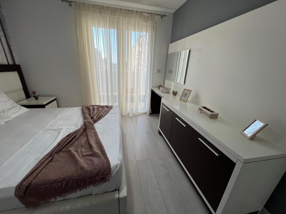 Tirana Noemi Home Exterior foto